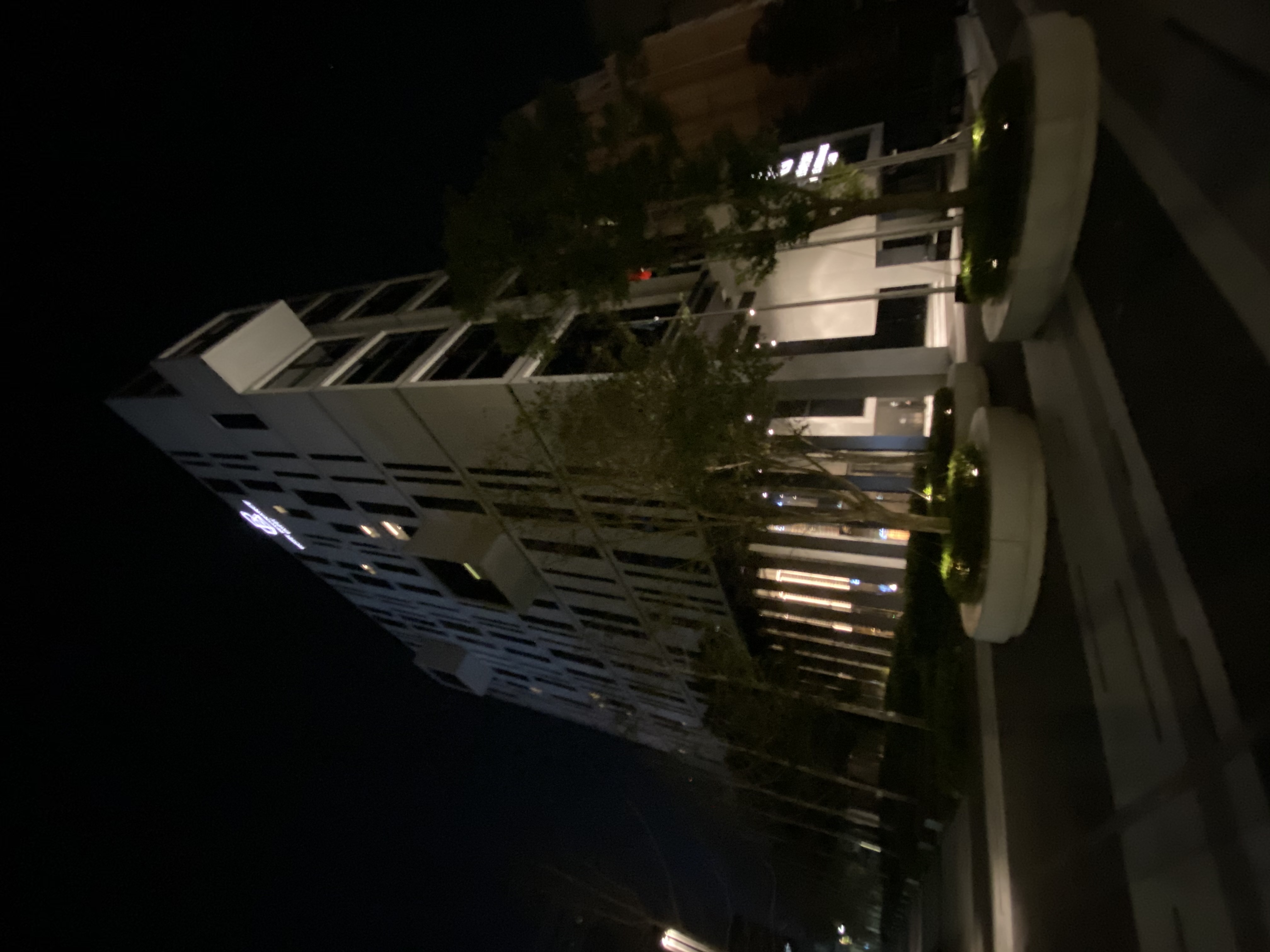 營運中