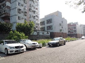 照片三