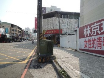 照片三