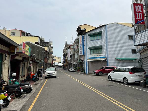 照片三