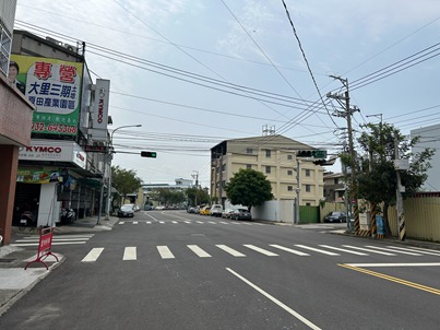 照片三