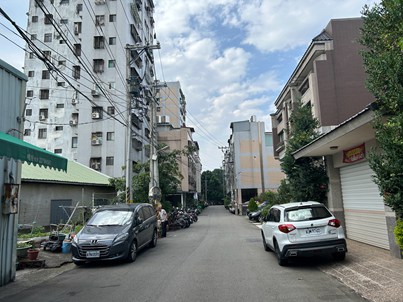 照片三