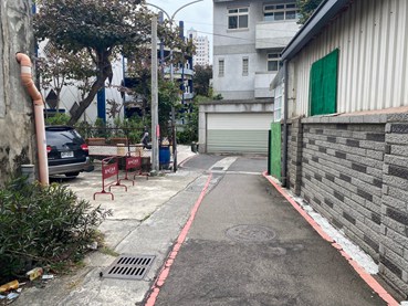 照片三