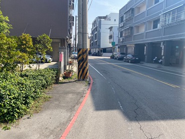 照片三