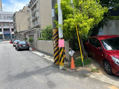 照片三
