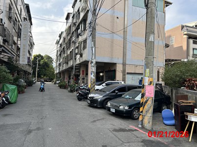 照片三