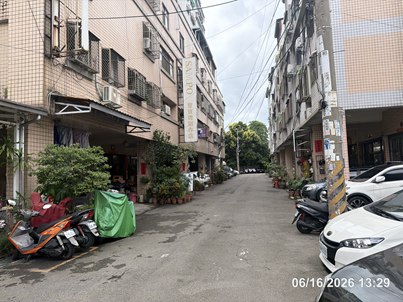 照片三