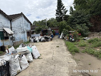 照片三