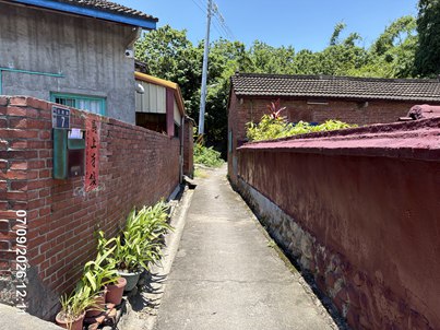 照片三